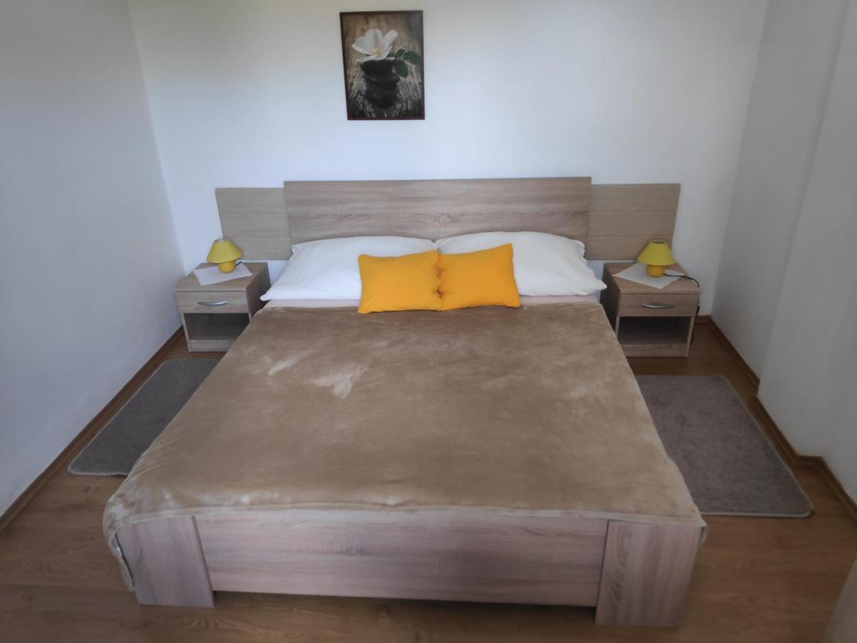 Liptovský Hrádok Holiday Home Liptovsky Peter מראה חיצוני תמונה