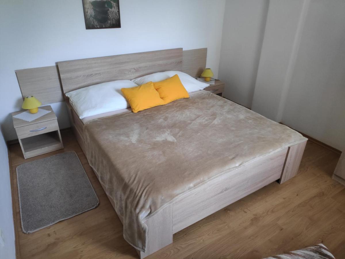 Liptovský Hrádok Holiday Home Liptovsky Peter מראה חיצוני תמונה