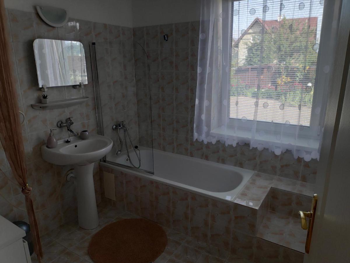 Liptovský Hrádok Holiday Home Liptovsky Peter מראה חיצוני תמונה